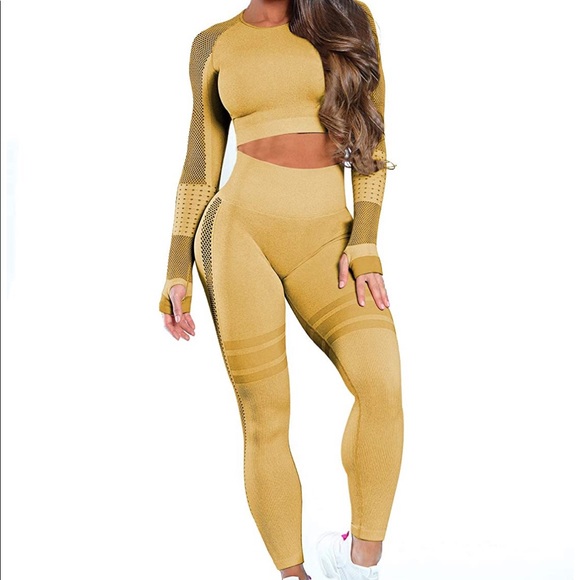 Yellow Workout Set - Picture 4 of 6